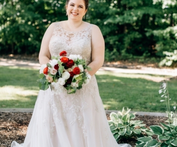 Bride with White, Quicksand, Red, Merlot and Raspberry Leaves